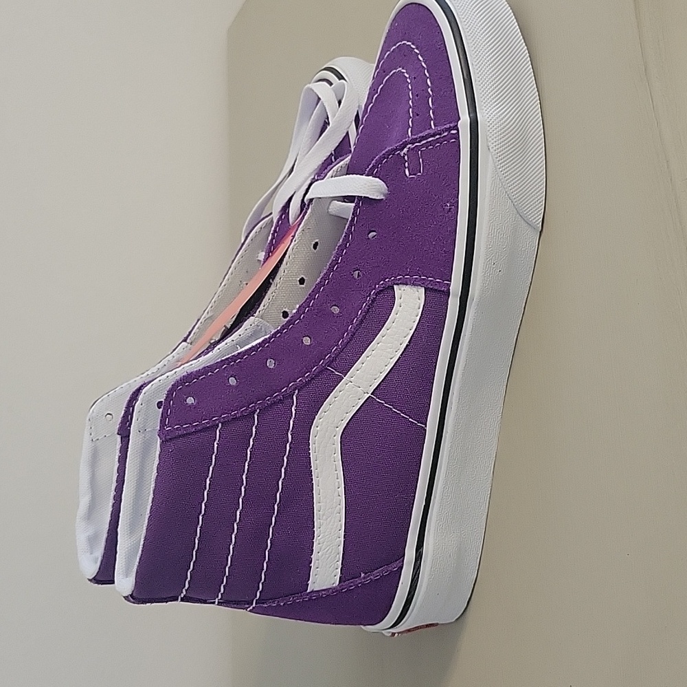 Vans Women's High Top Size 7.5